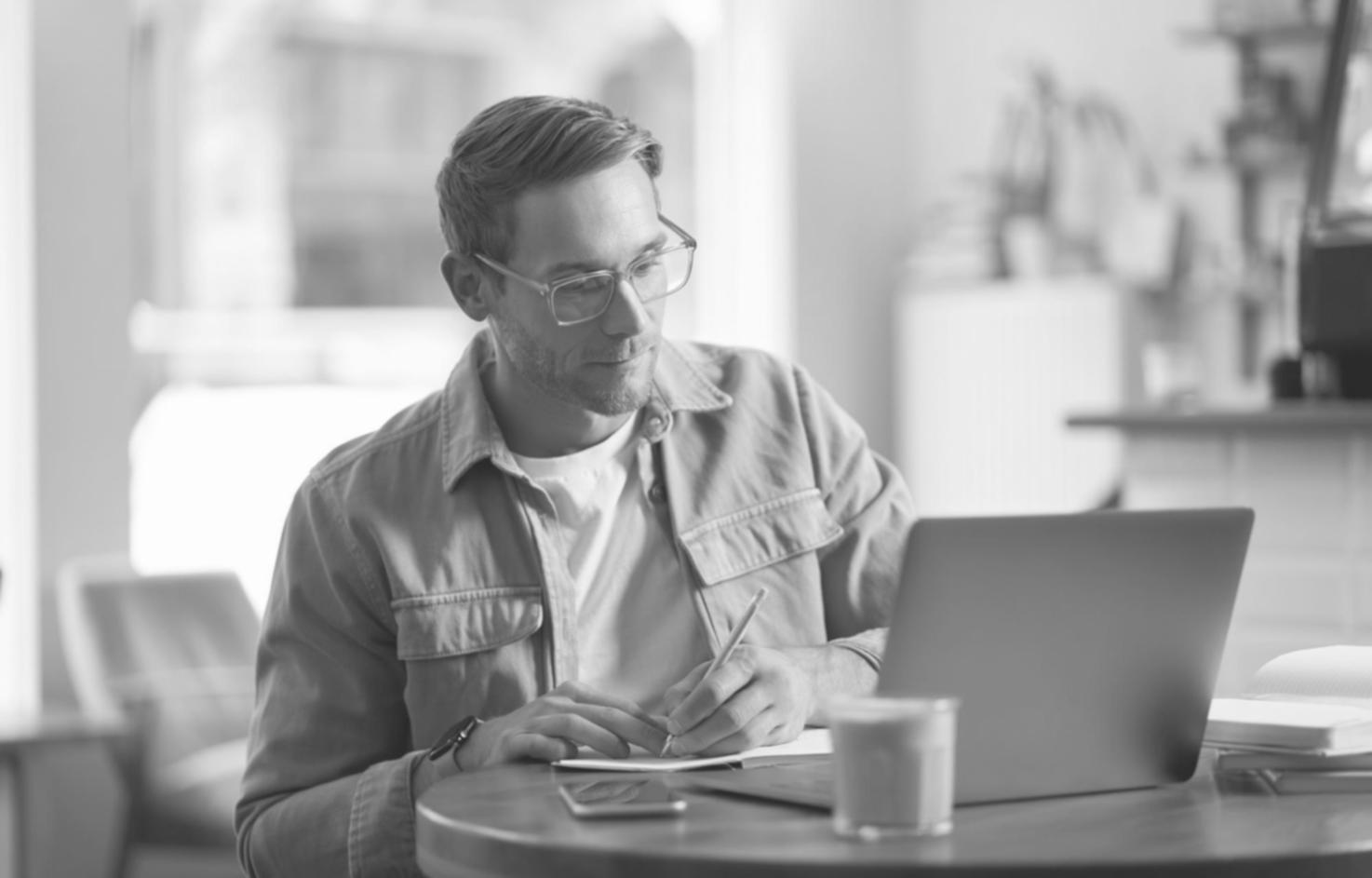 Detailed budget analysis process demonstration